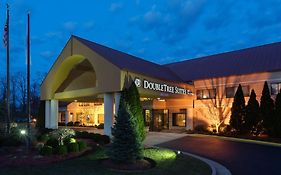 Doubletree Suites by Hilton Hotel Cincinnati - Blue Ash